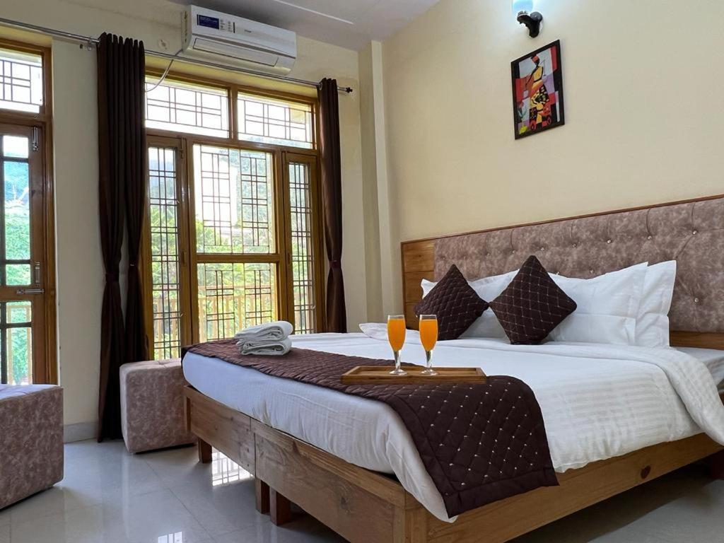 Hotel Krishna Rishīkesh Extérieur photo
